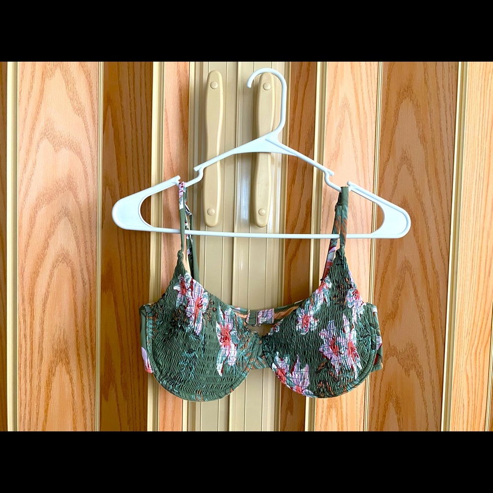 FLORAL BIKINI TOP